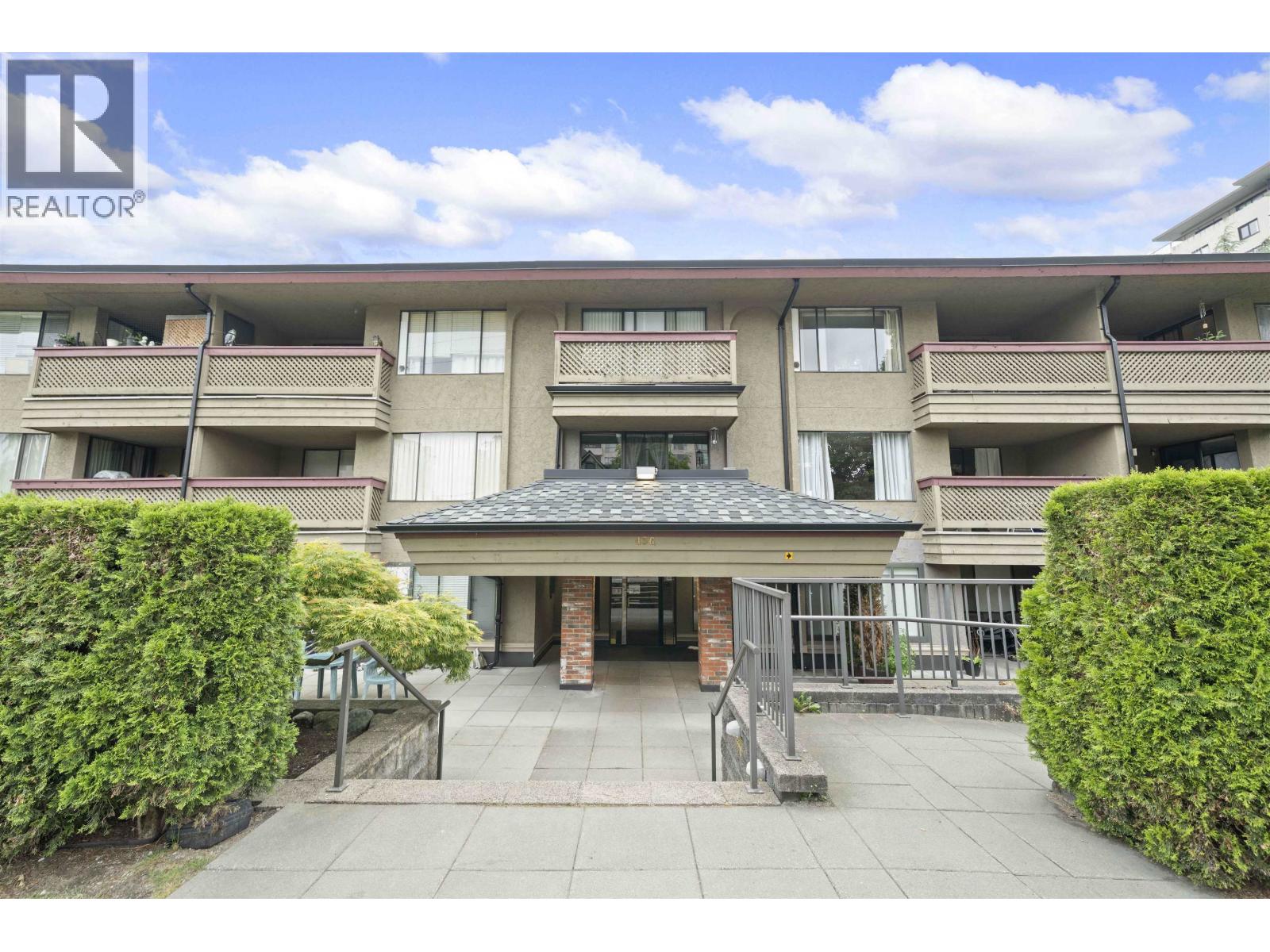 213 436 SEVENTH STREET, New Westminster, British Columbia