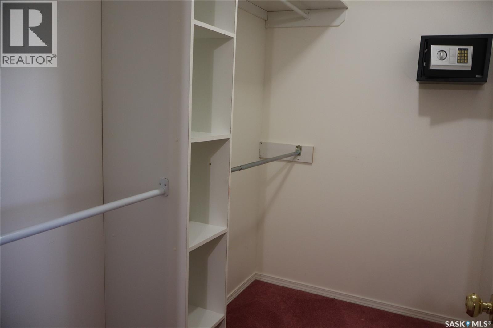 602 Centre Street, Assiniboia, Saskatchewan  S0H 0B0 - Photo 15 - SK023837