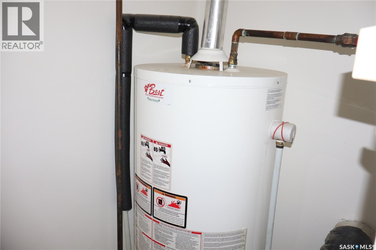 602 Centre Street, Assiniboia, Saskatchewan  S0H 0B0 - Photo 26 - SK023837