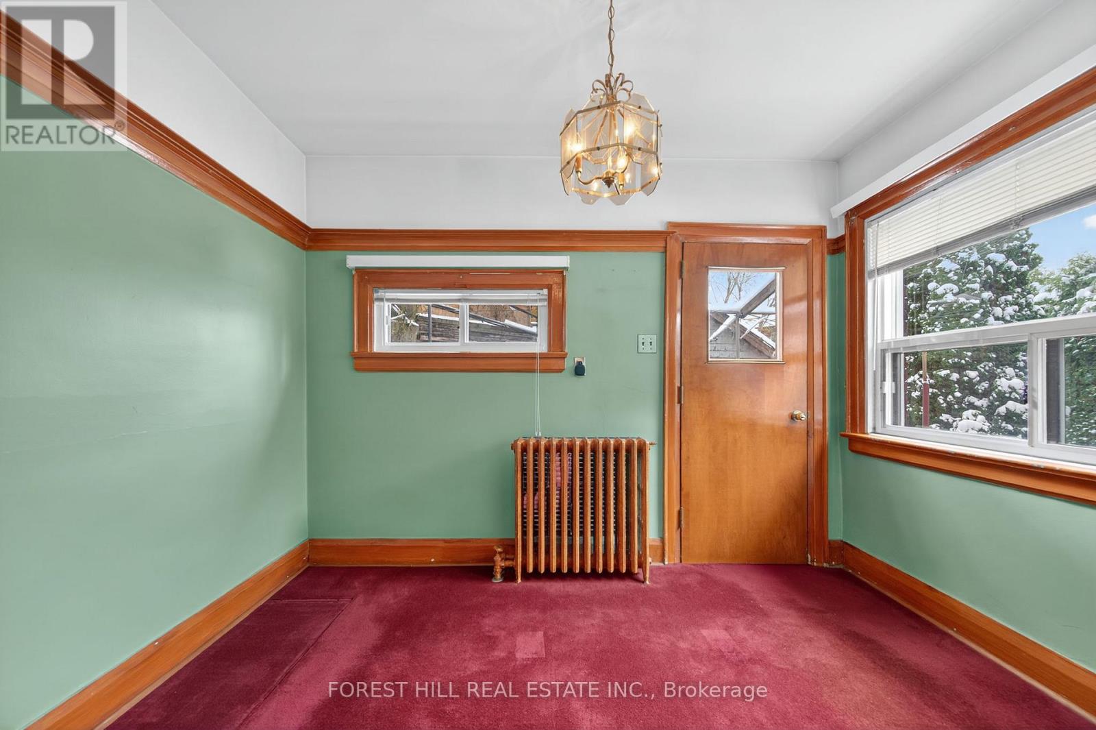 11 Heydon Park Road, Toronto, Ontario  M6J 2C7 - Photo 12 - C12542638