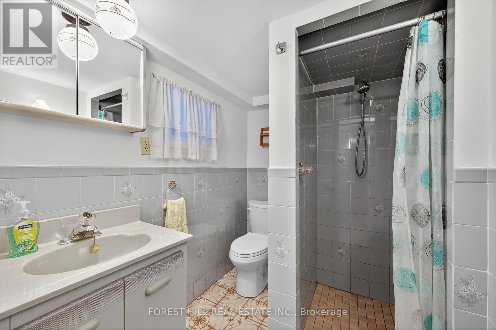 11 Heydon Park Road, Toronto, Ontario  M6J 2C7 - Photo 40 - C12542638