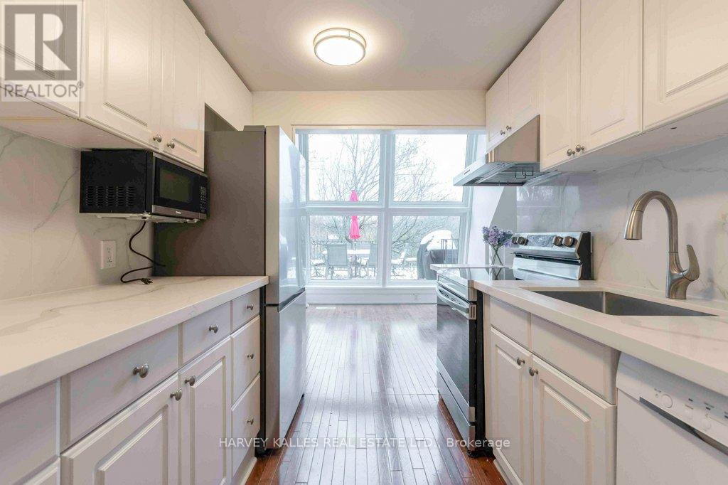 A - 148 Collier Street, Toronto, Ontario  M4W 1M3 - Photo 8 - C12542640