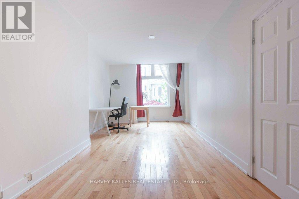 B - 148 Collier Street, Toronto, Ontario  M4W 1M3 - Photo 3 - C12542642