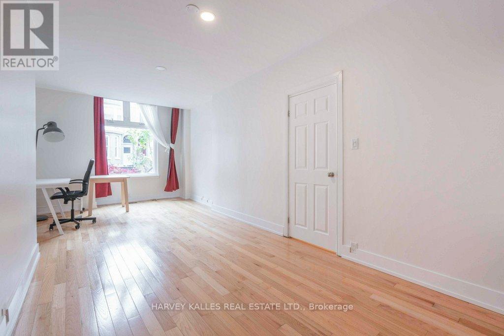 B - 148 Collier Street, Toronto, Ontario  M4W 1M3 - Photo 4 - C12542642