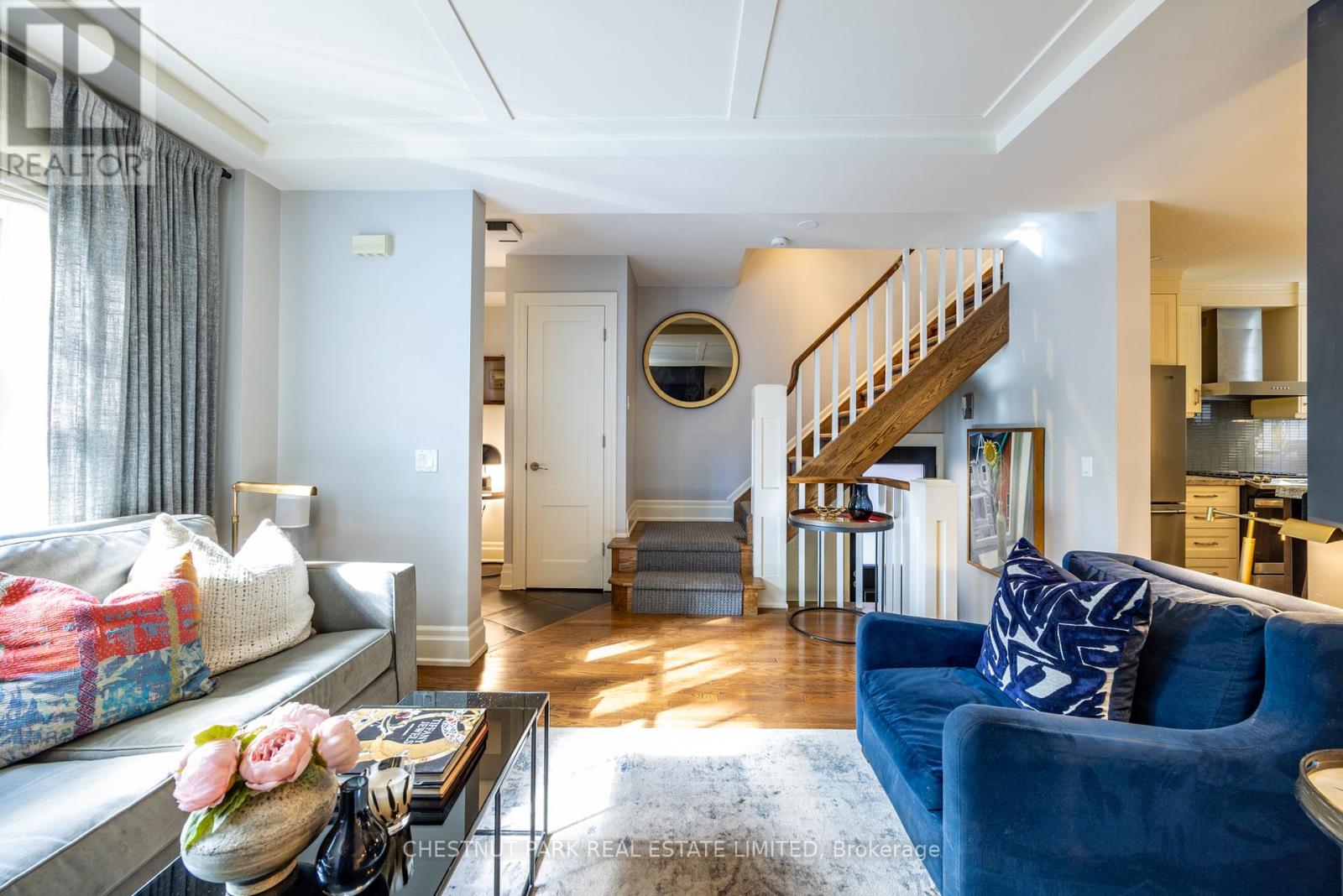 17 Tullis Drive, Toronto, Ontario  M4S 2E2 - Photo 6 - C12542660