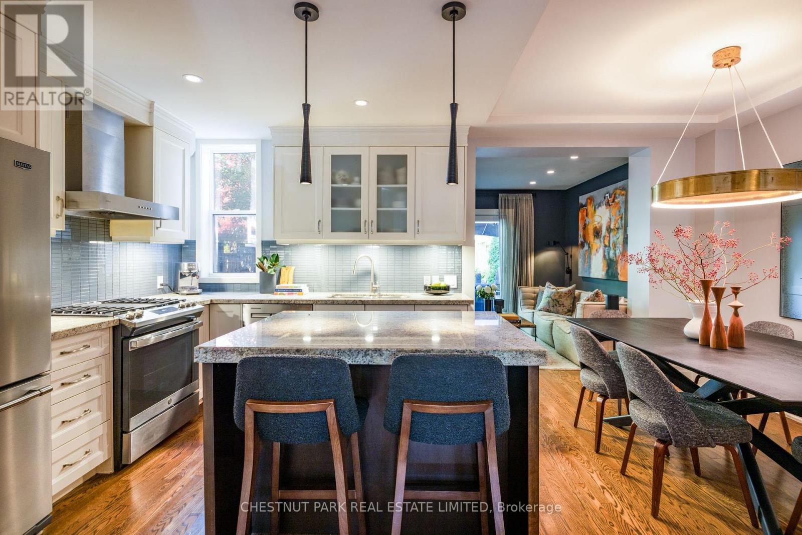 17 Tullis Drive, Toronto, Ontario  M4S 2E2 - Photo 7 - C12542660