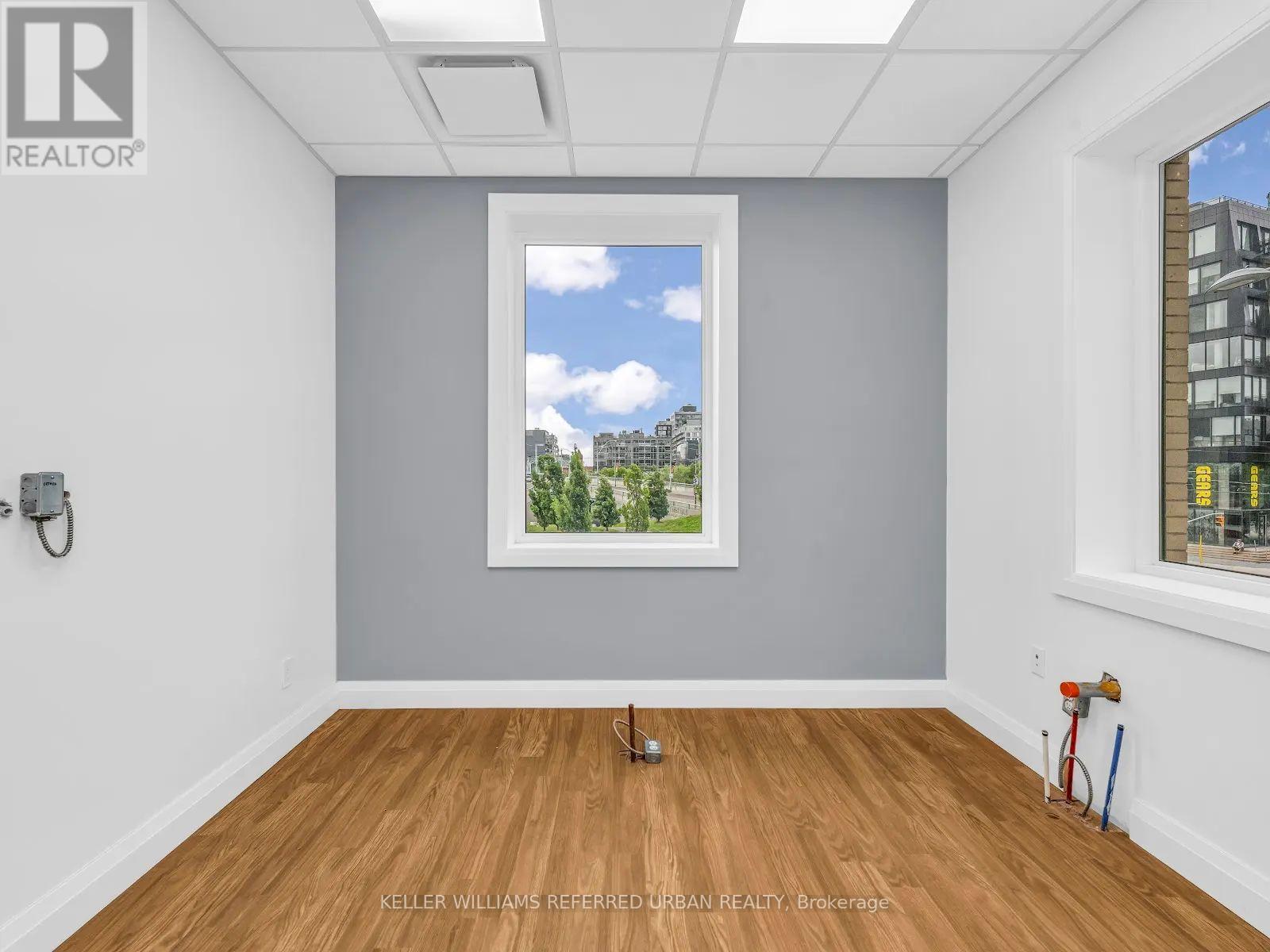 Upper - 541 Queen Street E, Toronto, Ontario  M5A 1V1 - Photo 18 - C12542680