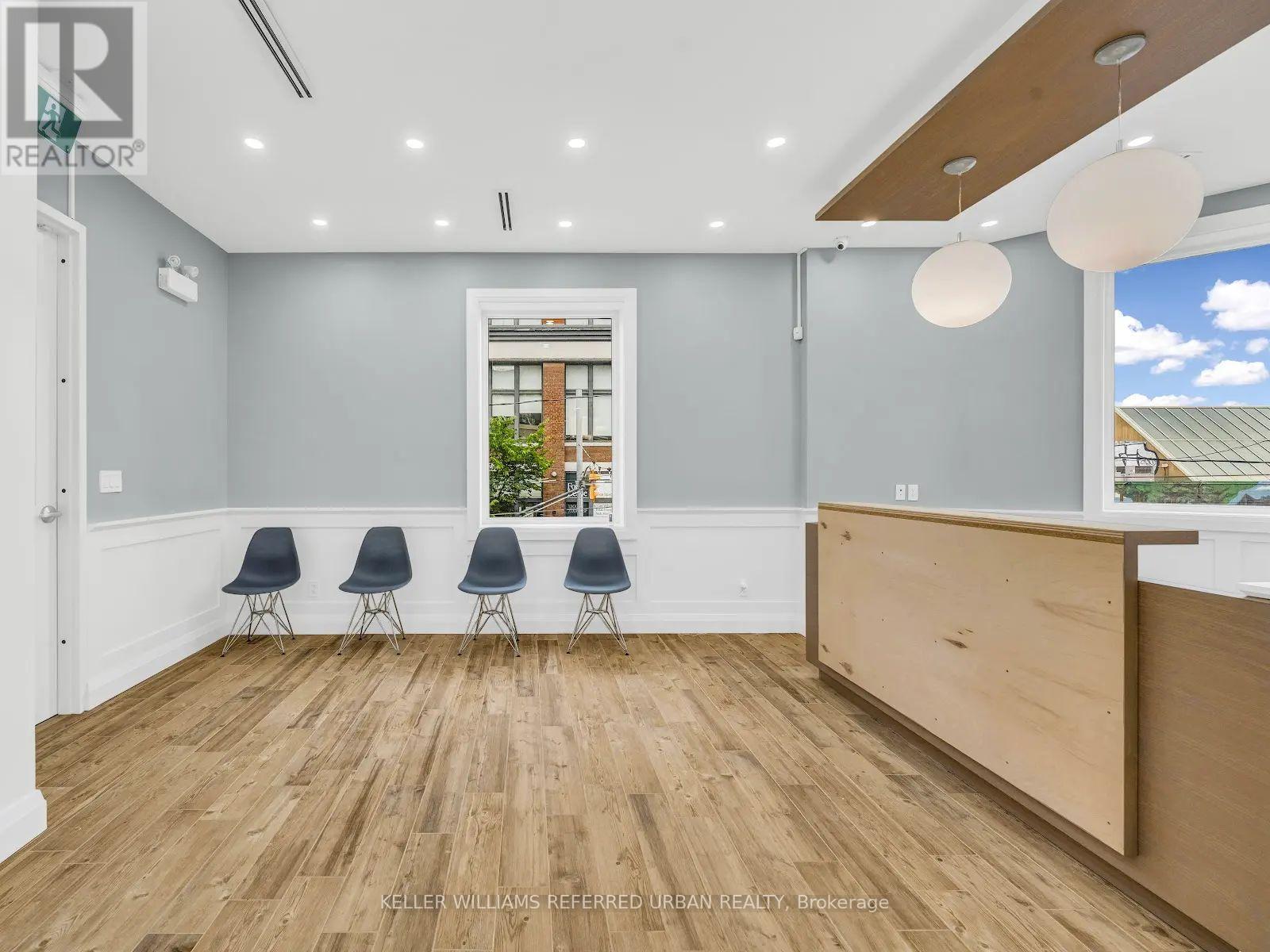 Upper - 541 Queen Street E, Toronto, Ontario  M5A 1V1 - Photo 22 - C12542680