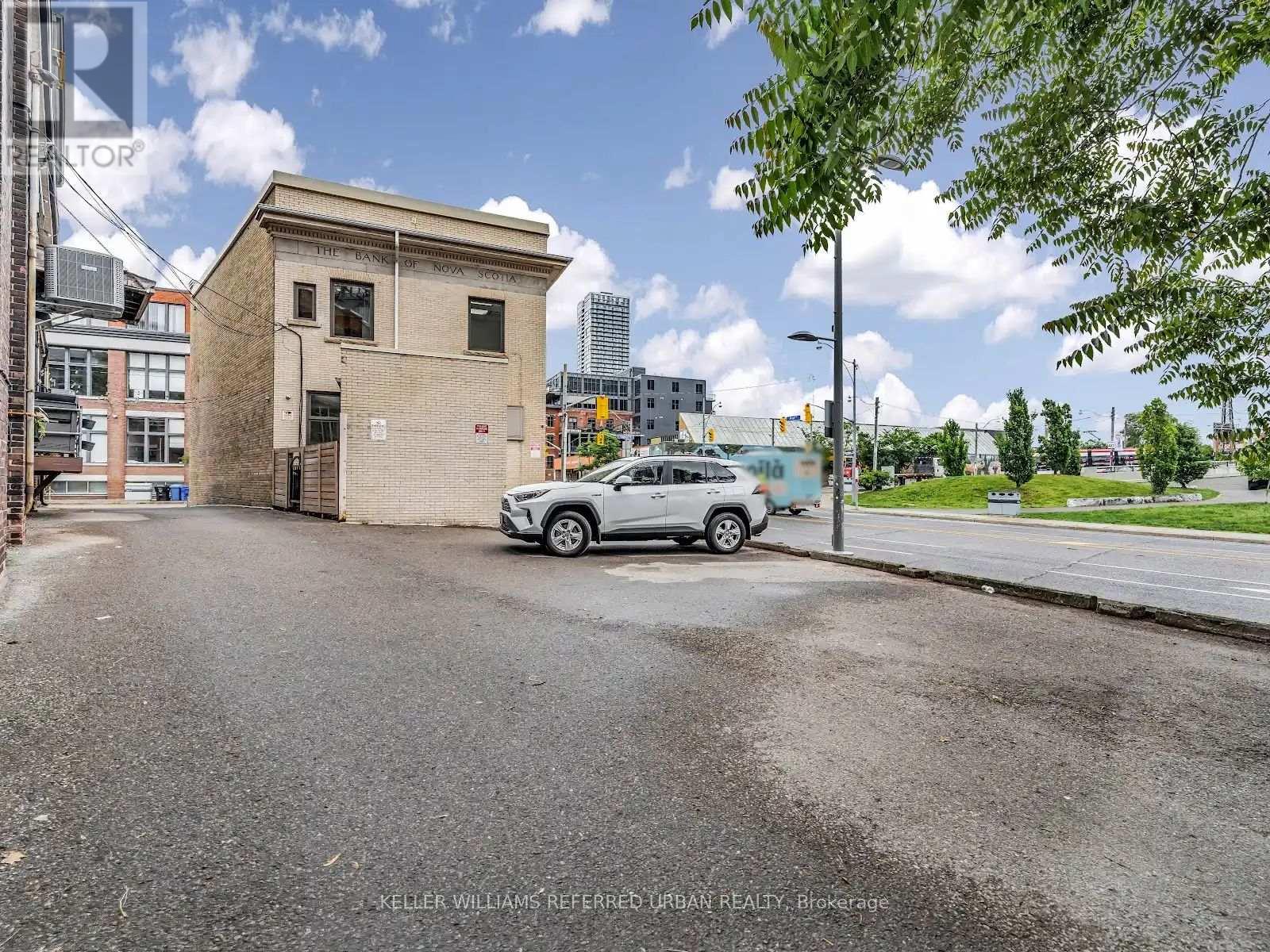Upper - 541 Queen Street E, Toronto, Ontario  M5A 1V1 - Photo 31 - C12542680
