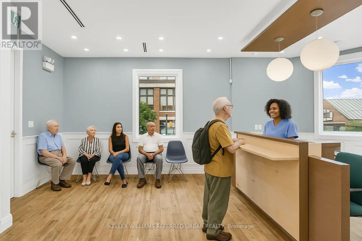 Upper - 541 Queen Street E, Toronto, Ontario  M5A 1V1 - Photo 8 - C12542680