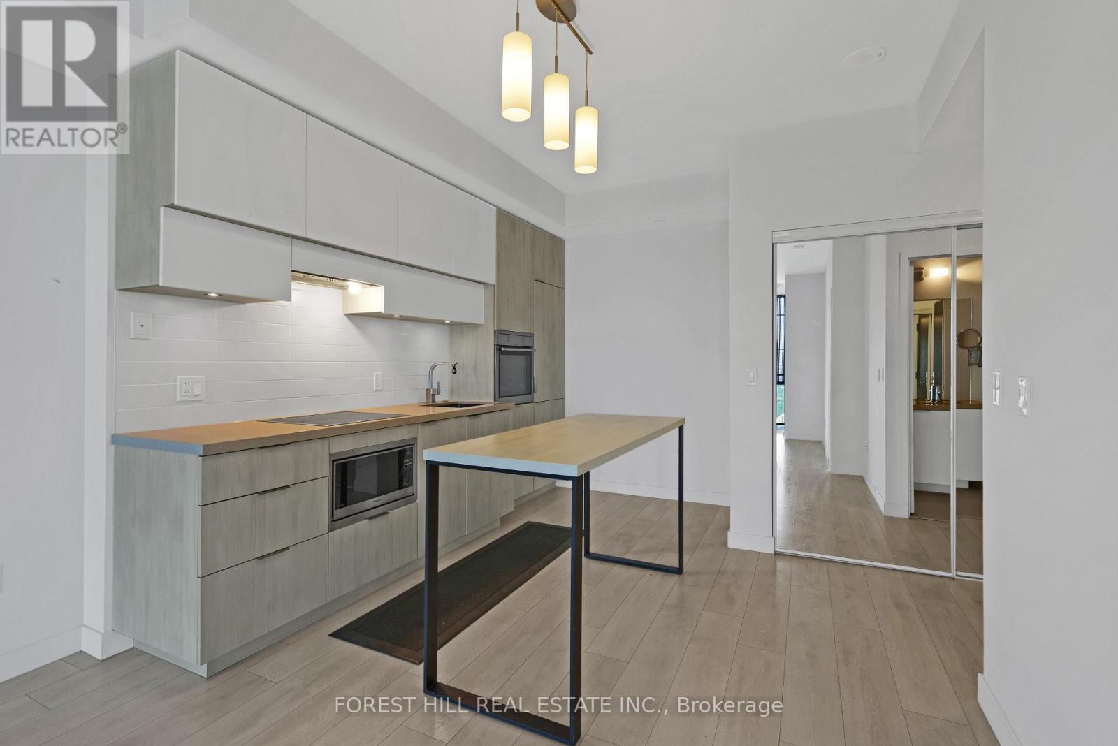 4406 - 8 EGLINTON AVENUE E, Toronto, Ontario