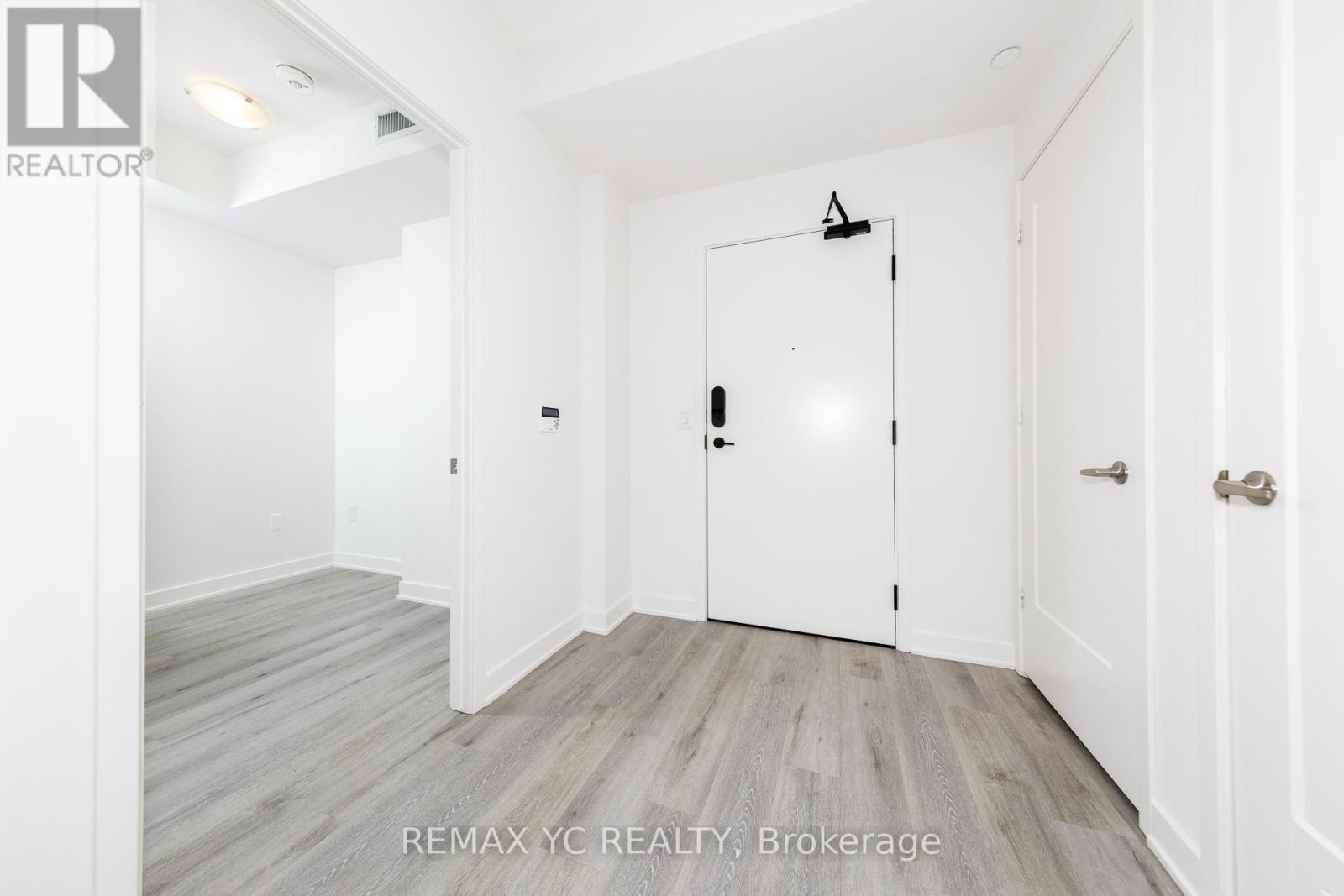 951 - 121 Lower Sherbourne Street, Toronto, Ontario  M5A 0W8 - Photo 2 - C12542754