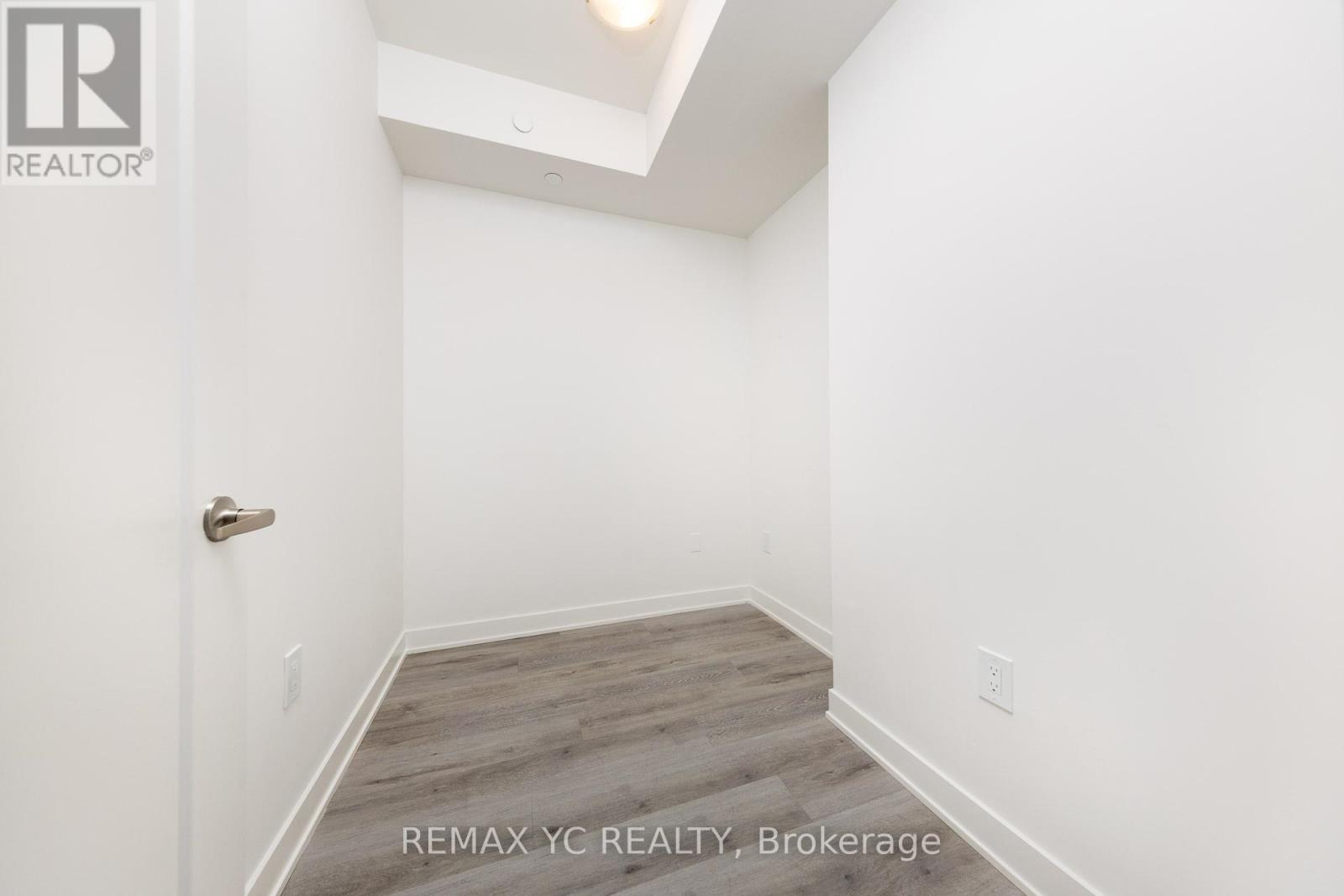 951 - 121 Lower Sherbourne Street, Toronto, Ontario  M5A 0W8 - Photo 4 - C12542754