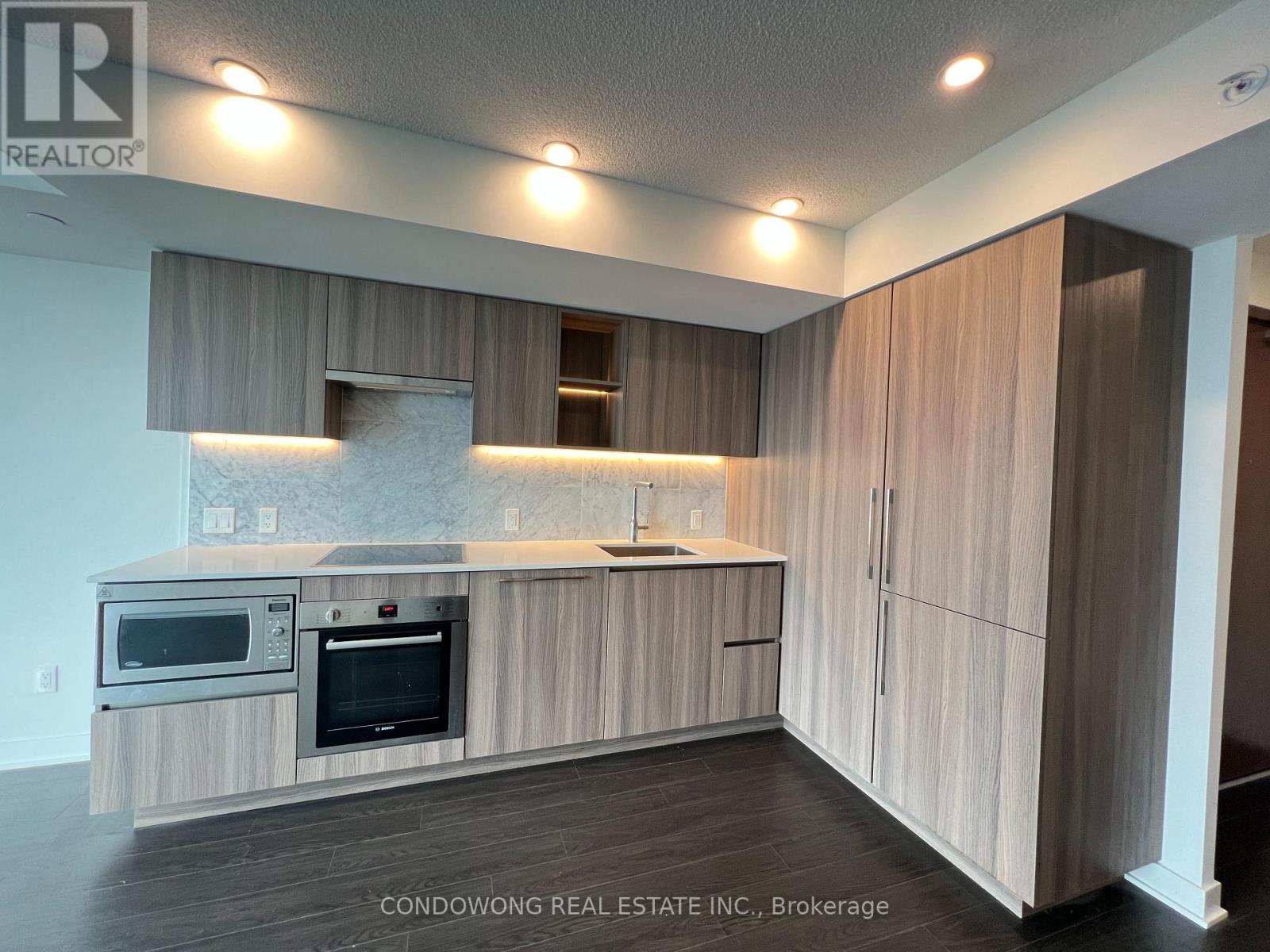 1815 - 19 Bathurst Street, Toronto, Ontario M5V 0N2 - Photo 4 - C12542870