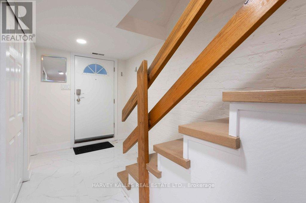 B - 148 Collier Street, Toronto, Ontario  M4W 1M3 - Photo 8 - C12542642