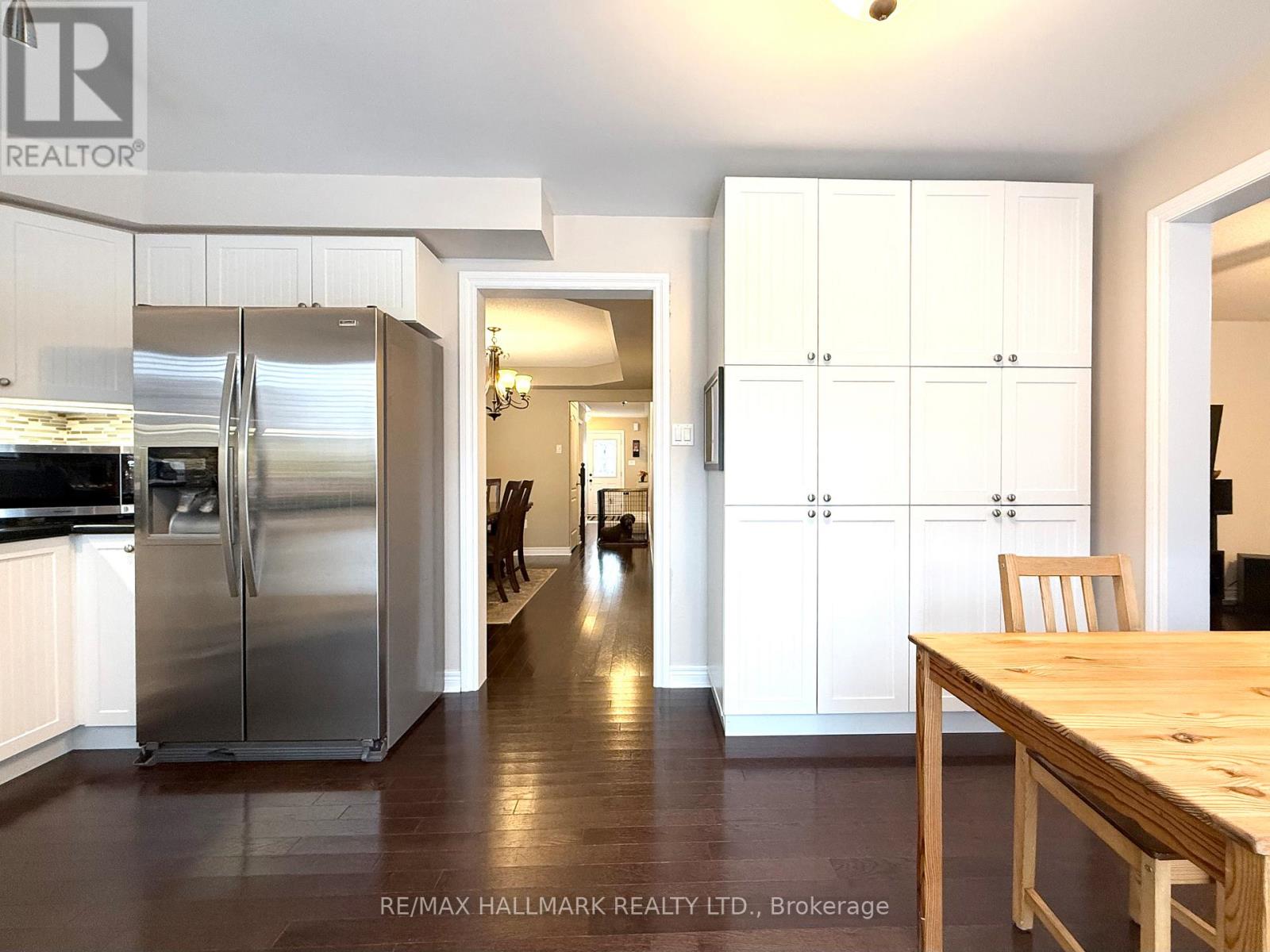 242 Karl Rose Trail, Newmarket, Ontario  L3X 3J2 - Photo 16 - N12542264