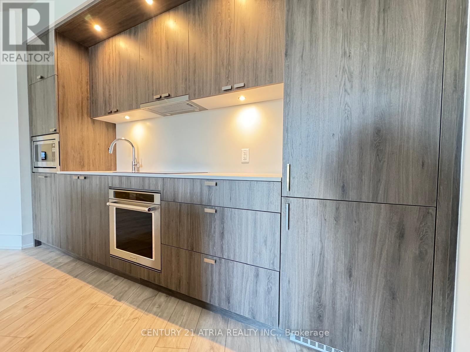 418 - 259 The Kingsway, Toronto, Ontario  M9A 0G2 - Photo 3 - W12541760