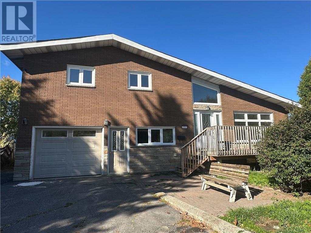 2381 Mallards Landing Drive, Sudbury, Ontario  P3E 6A2 - Photo 2 - 2125650