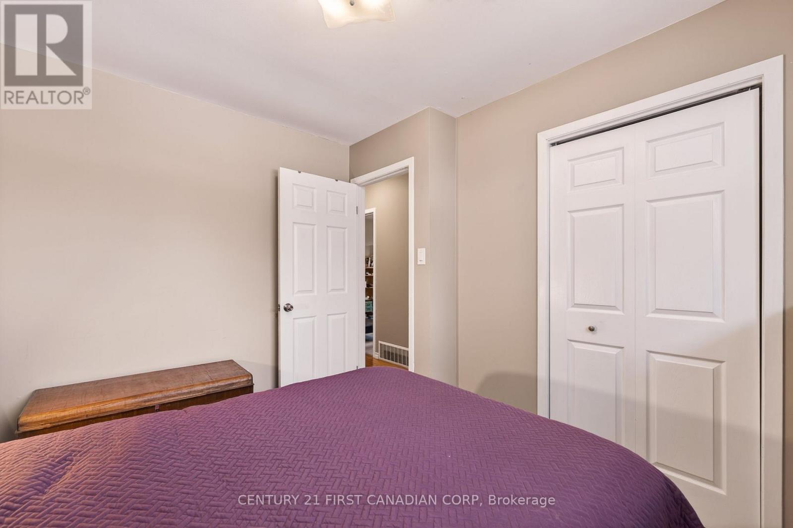 Photo 17 of 47 for 58 Scotchmere Crescent