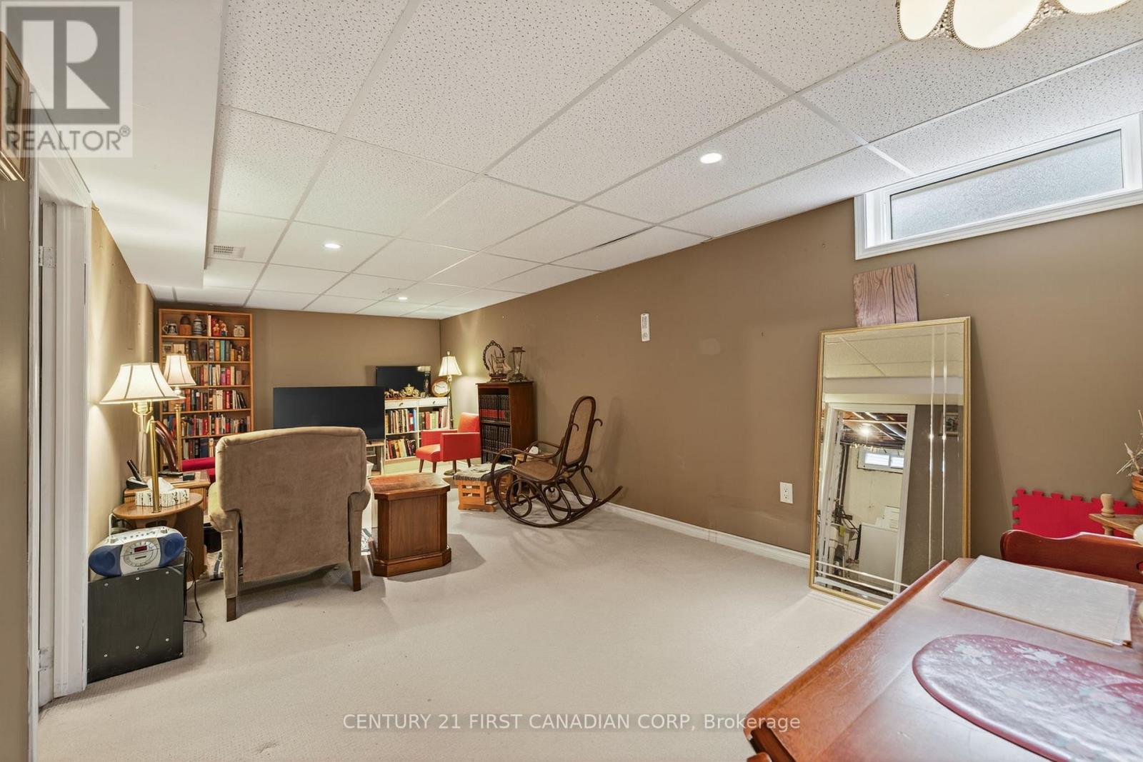 Photo 24 of 47 for 58 Scotchmere Crescent