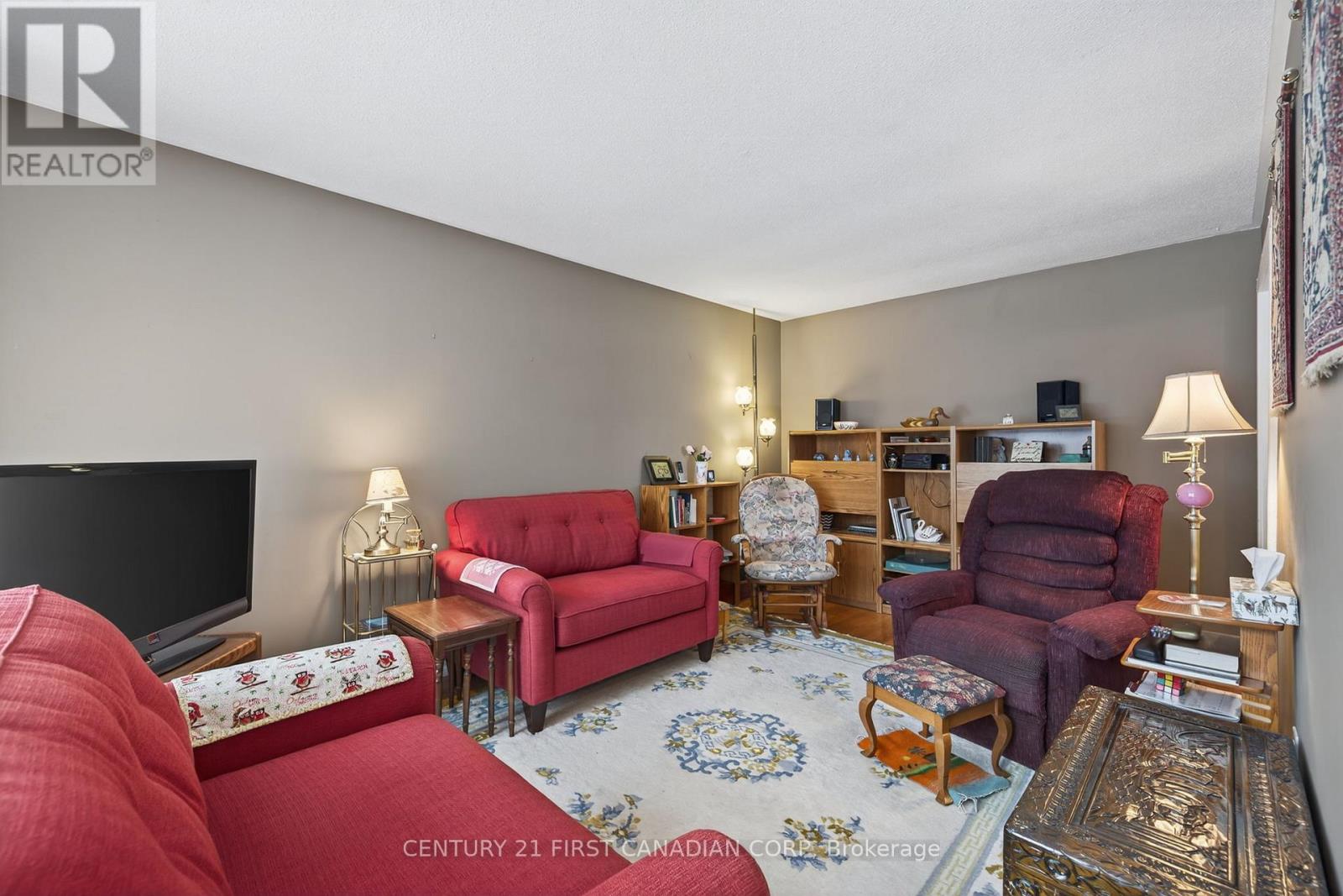 Photo 4 of 47 for 58 Scotchmere Crescent