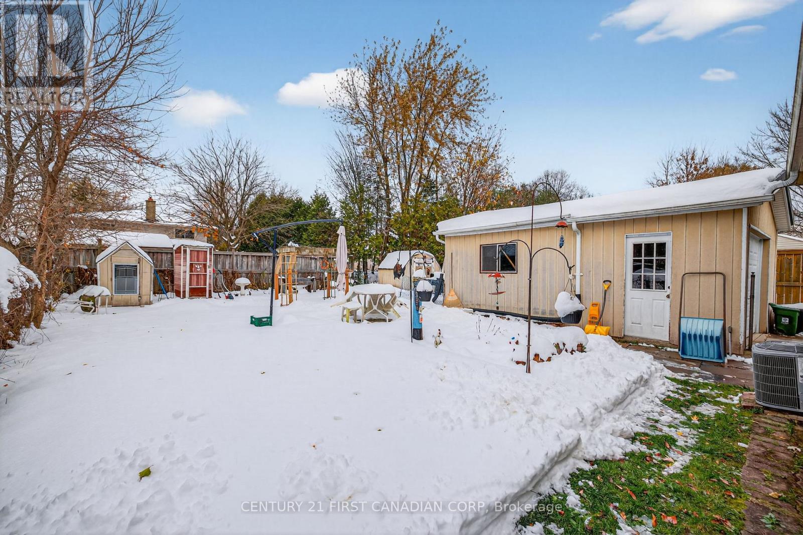 58 Scotchmere Crescent, London South, Ontario  N6E 2A1 - Photo 38 - X12542872