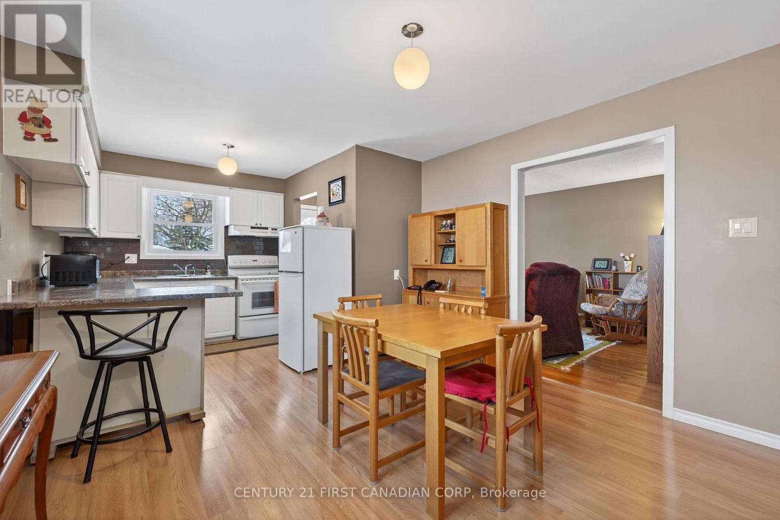 58 Scotchmere Crescent, London South, Ontario  N6E 2A1 - Photo 9 - X12542872