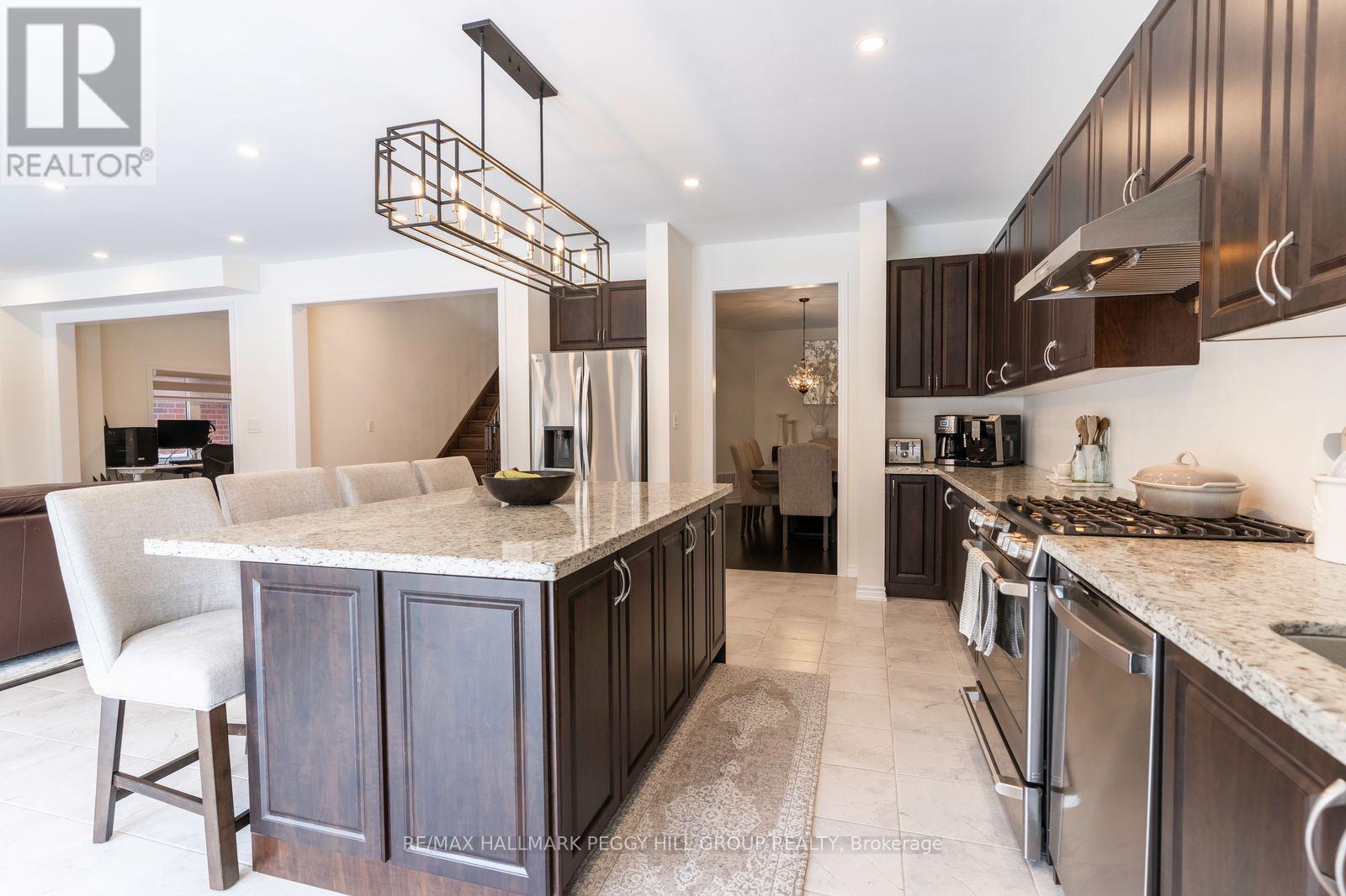 1530 Harker Street, Innisfil, Ontario  L9S 0R4 - Photo 5 - N12542676