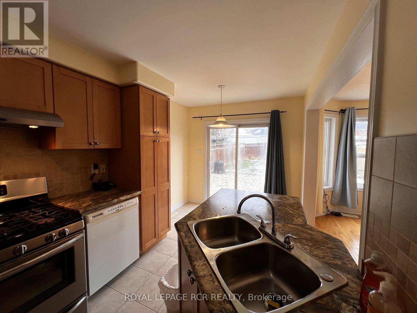 45 Buchanan Drive, New Tecumseth, Ontario  L9R 0A2 - Photo 10 - N12542724