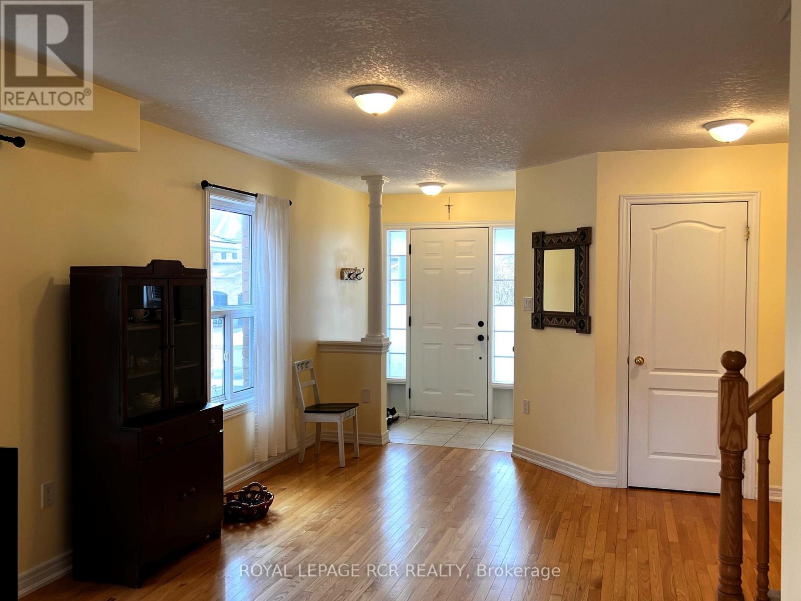 45 Buchanan Drive, New Tecumseth, Ontario  L9R 0A2 - Photo 2 - N12542724