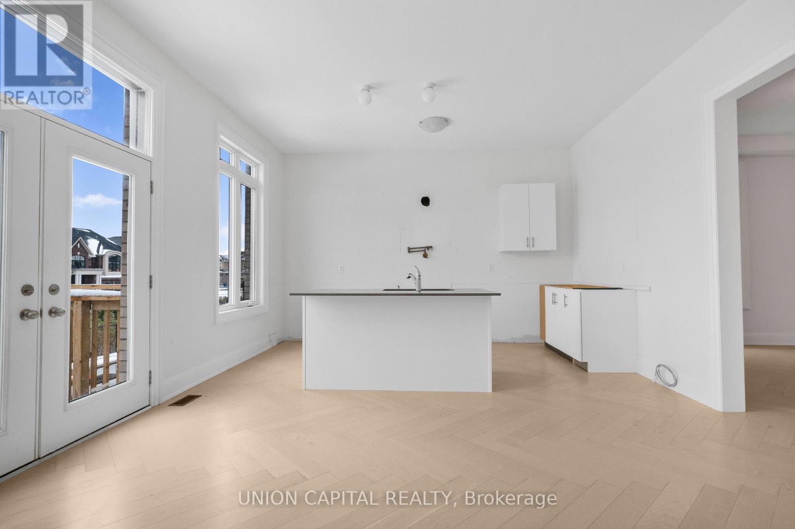 294 Wesmina Avenue, Whitchurch-Stouffville, Ontario  L4A 5C2 - Photo 11 - N12542768