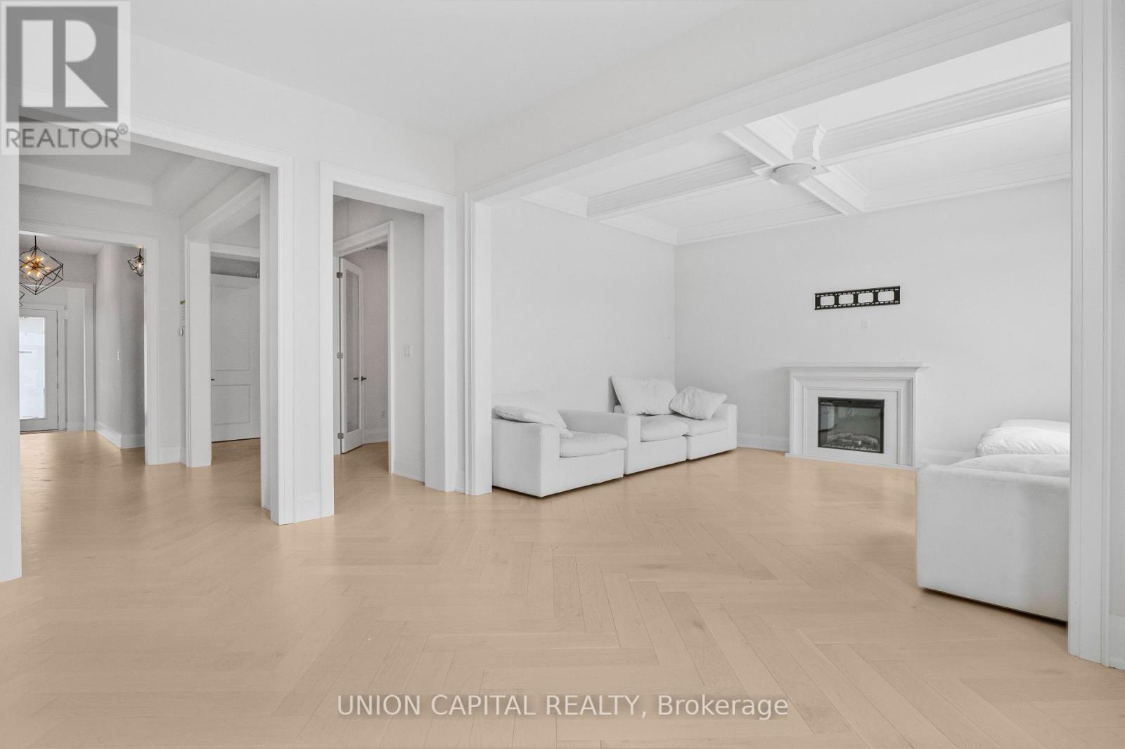 294 Wesmina Avenue, Whitchurch-Stouffville, Ontario  L4A 5C2 - Photo 9 - N12542768