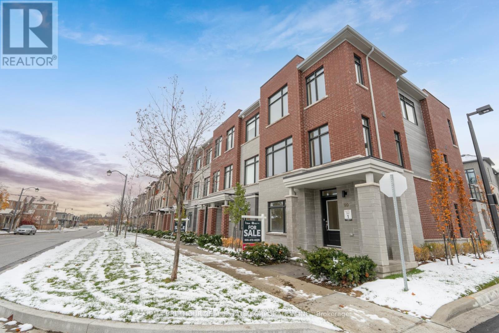 99 Rustle Woods Avenue, Markham, Ontario  L6B 0V2 - Photo 2 - N12542828