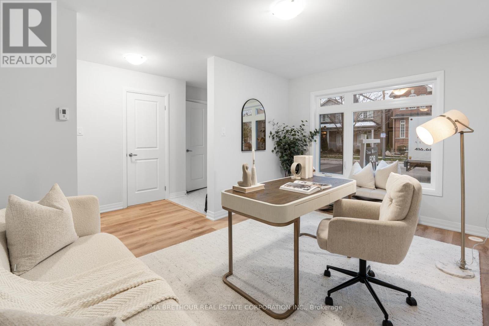 99 Rustle Woods Avenue, Markham, Ontario  L6B 0V2 - Photo 5 - N12542828