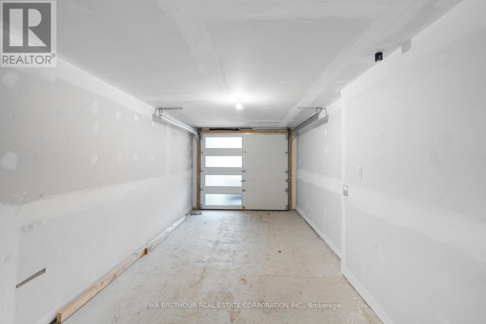 99 Rustle Woods Avenue, Markham, Ontario  L6B 0V2 - Photo 7 - N12542828