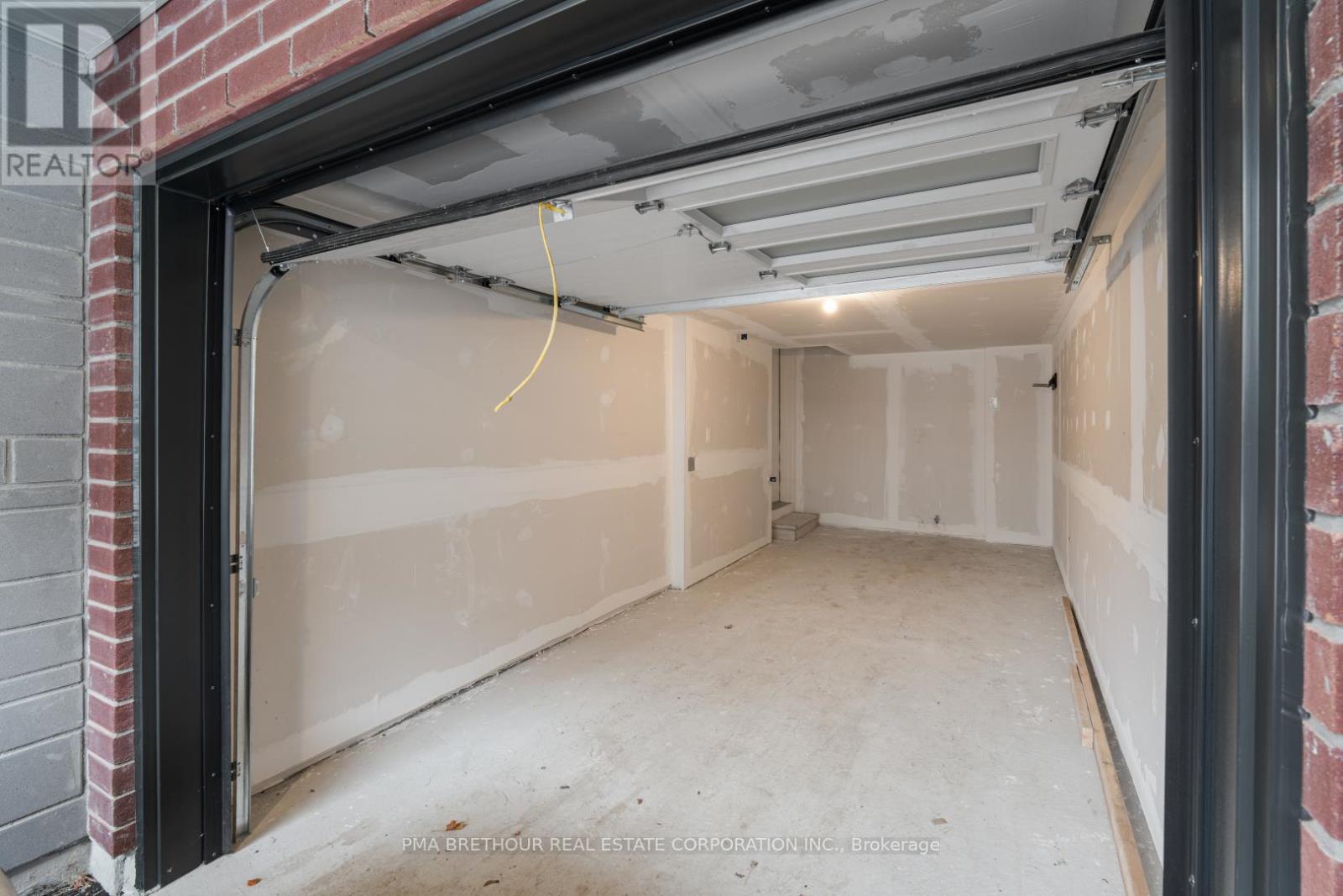 99 Rustle Woods Avenue, Markham, Ontario  L6B 0V2 - Photo 8 - N12542828