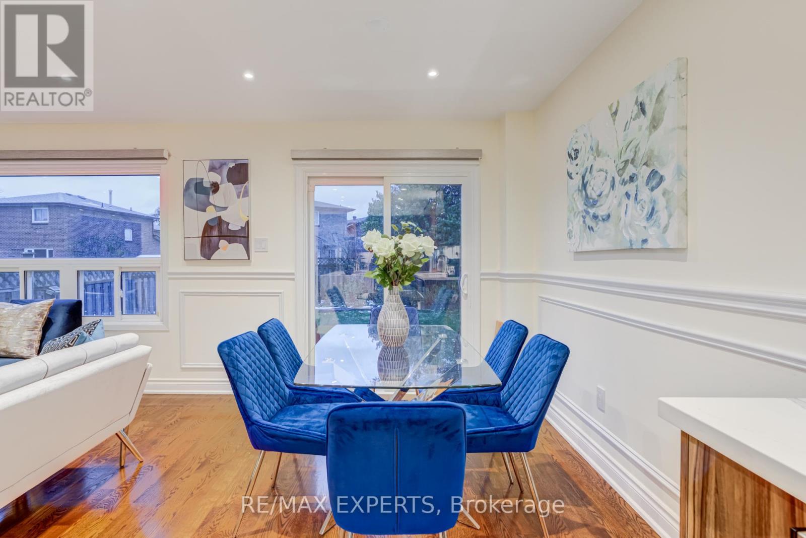 11 Belvedere Crescent, Richmond Hill, Ontario  L4C 8W3 - Photo 10 - N12542880