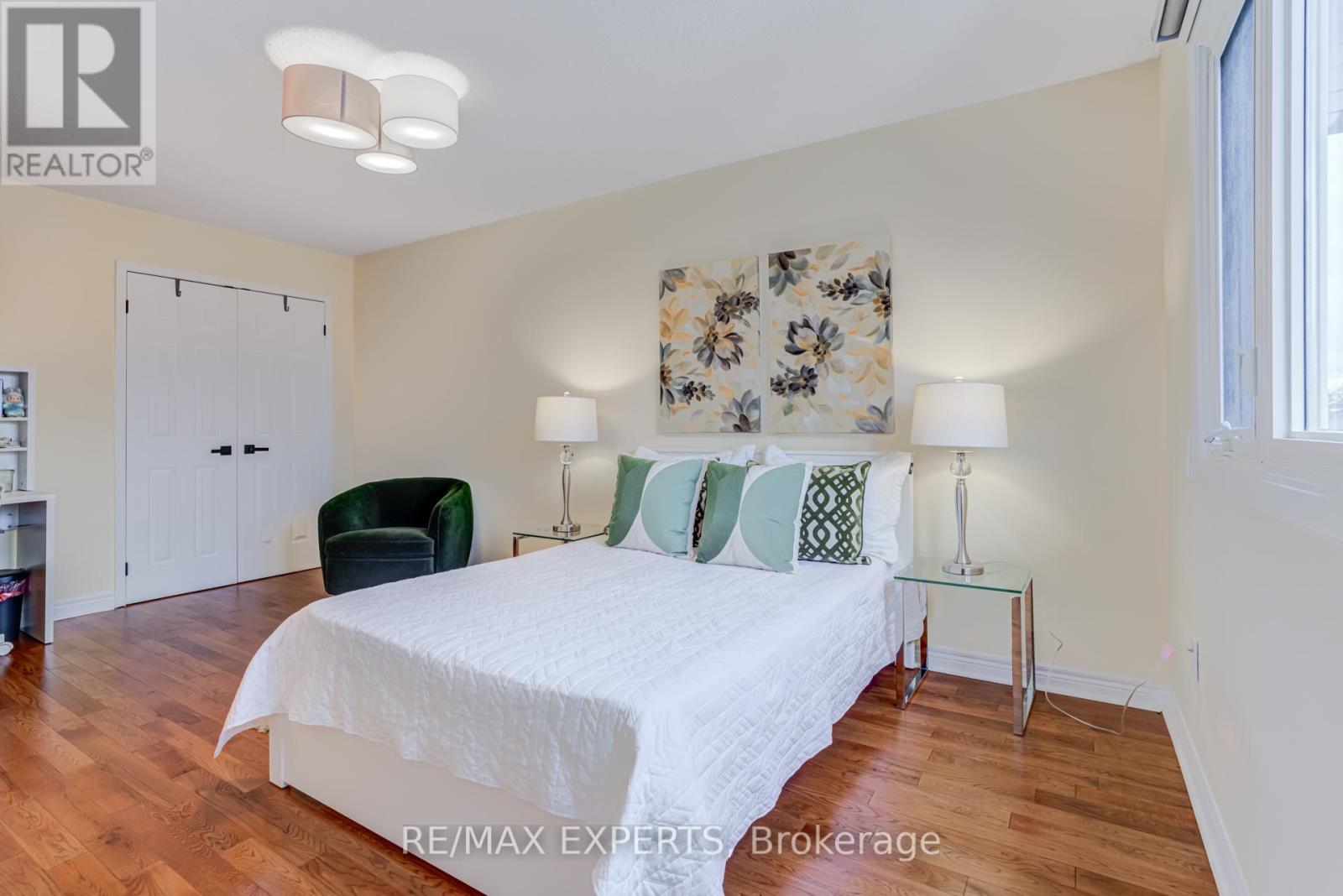 11 Belvedere Crescent, Richmond Hill, Ontario  L4C 8W3 - Photo 14 - N12542880