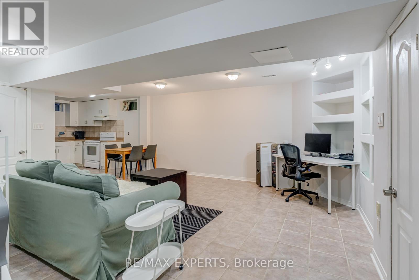 11 Belvedere Crescent, Richmond Hill, Ontario  L4C 8W3 - Photo 21 - N12542880