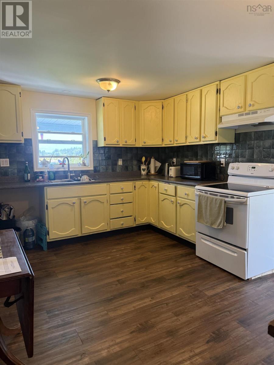 9361 16 Highway, Cooks Cove, Nova Scotia  B0H 1N0 - Photo 9 - 202522045