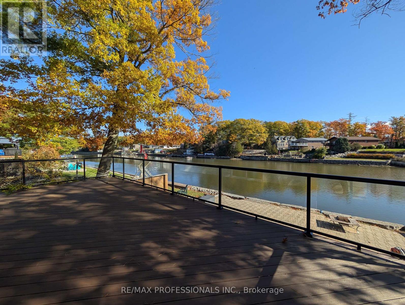 1103 Mosley Street, Wasaga Beach, Ontario  L9Z 2G1 - Photo 3 - S12542672