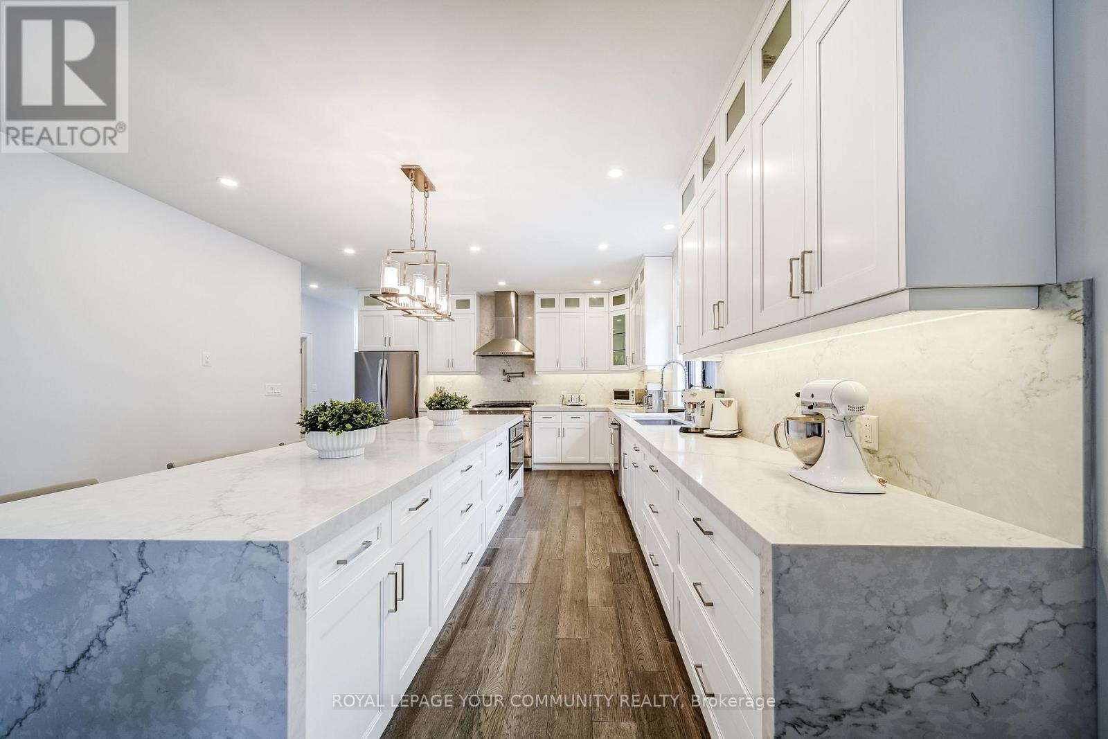 140 58th Street S, Wasaga Beach, Ontario  L9Z 2Z1 - Photo 10 - S12542702