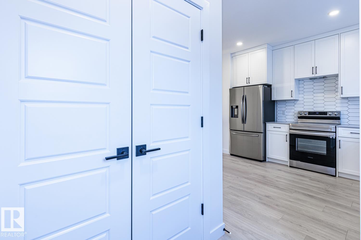 2929 Coughlan Gr Sw, Edmonton, Alberta  T6W 0C3 - Photo 10 - E4465639