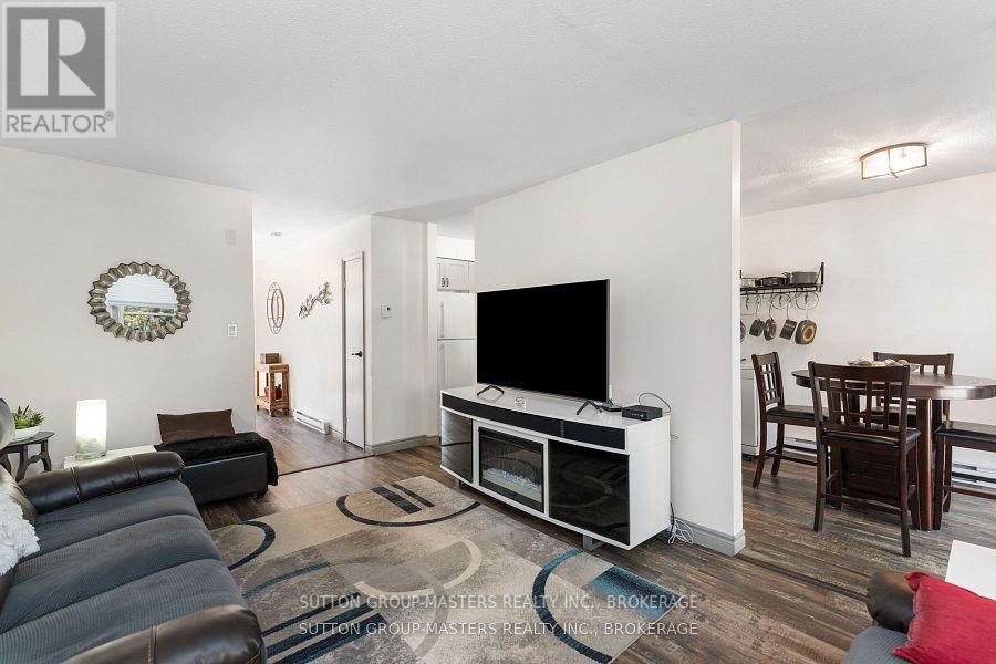 28 - 19 Macpherson Avenue W, Kingston, Ontario  K7M 6W4 - Photo 8 - X12542892