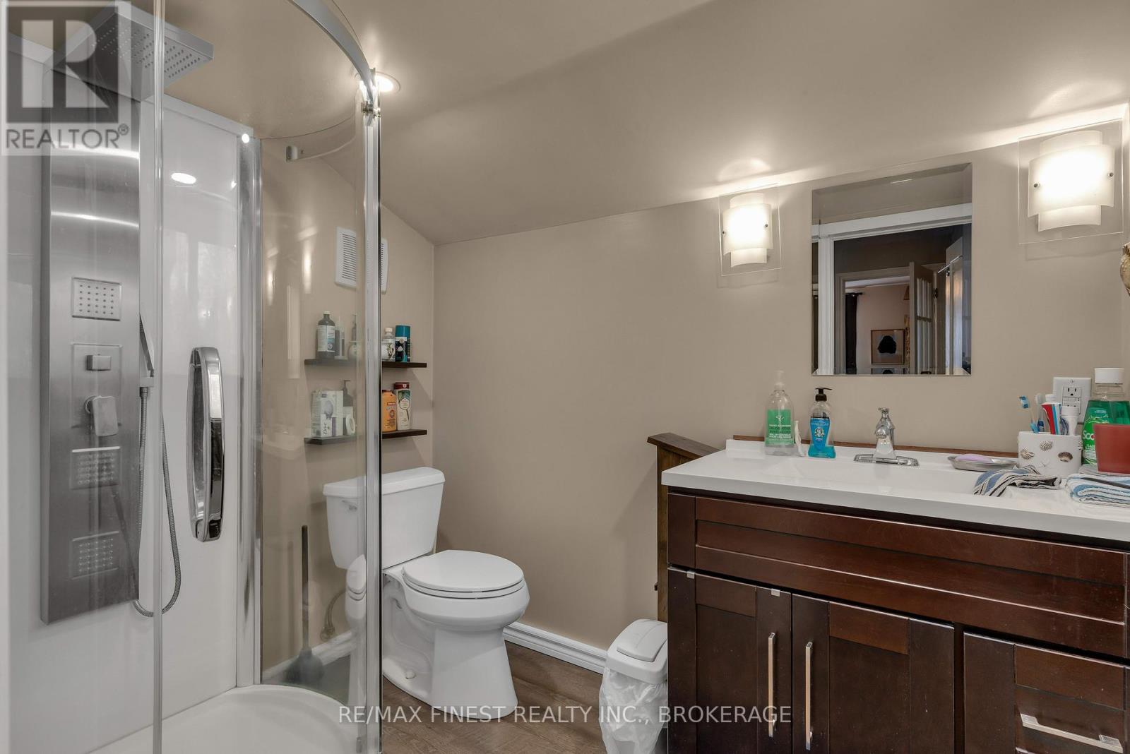 186 Thomas Street, Greater Napanee, Ontario  K7R 2H5 - Photo 14 - X12542912