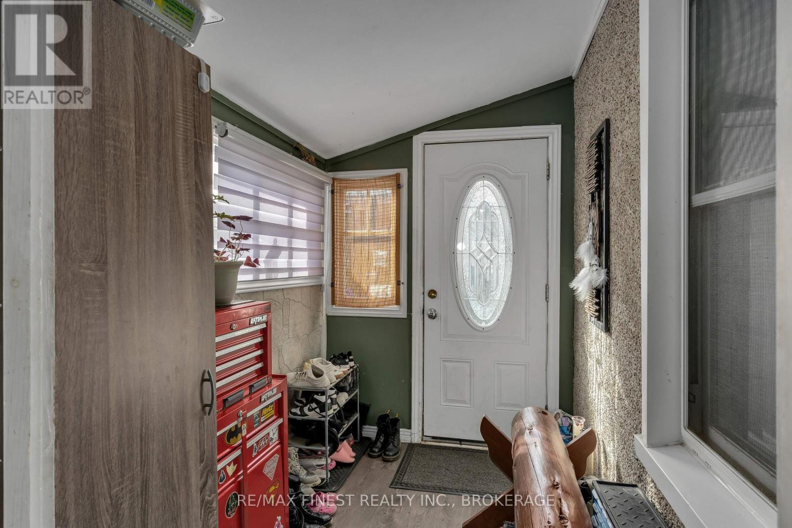 186 Thomas Street, Greater Napanee, Ontario  K7R 2H5 - Photo 15 - X12542912