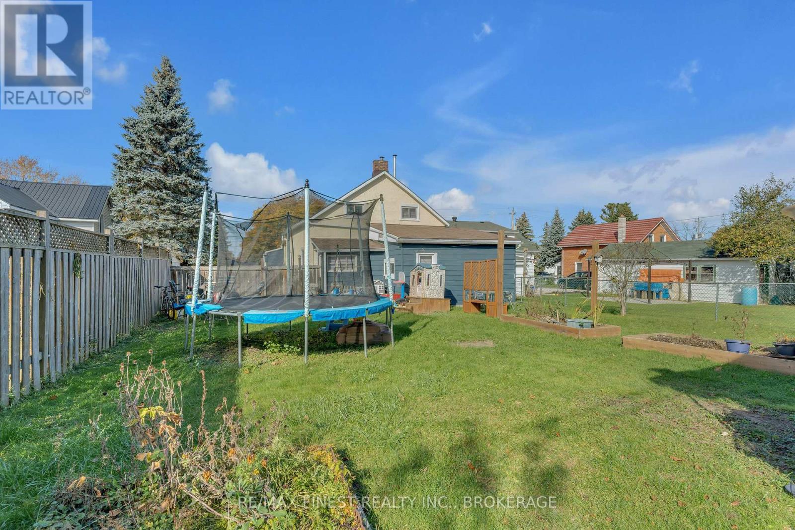 186 Thomas Street, Greater Napanee, Ontario  K7R 2H5 - Photo 31 - X12542912