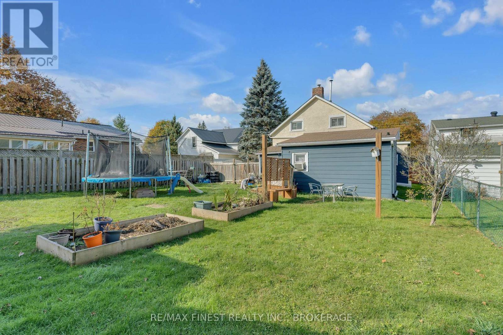 186 Thomas Street, Greater Napanee, Ontario  K7R 2H5 - Photo 32 - X12542912