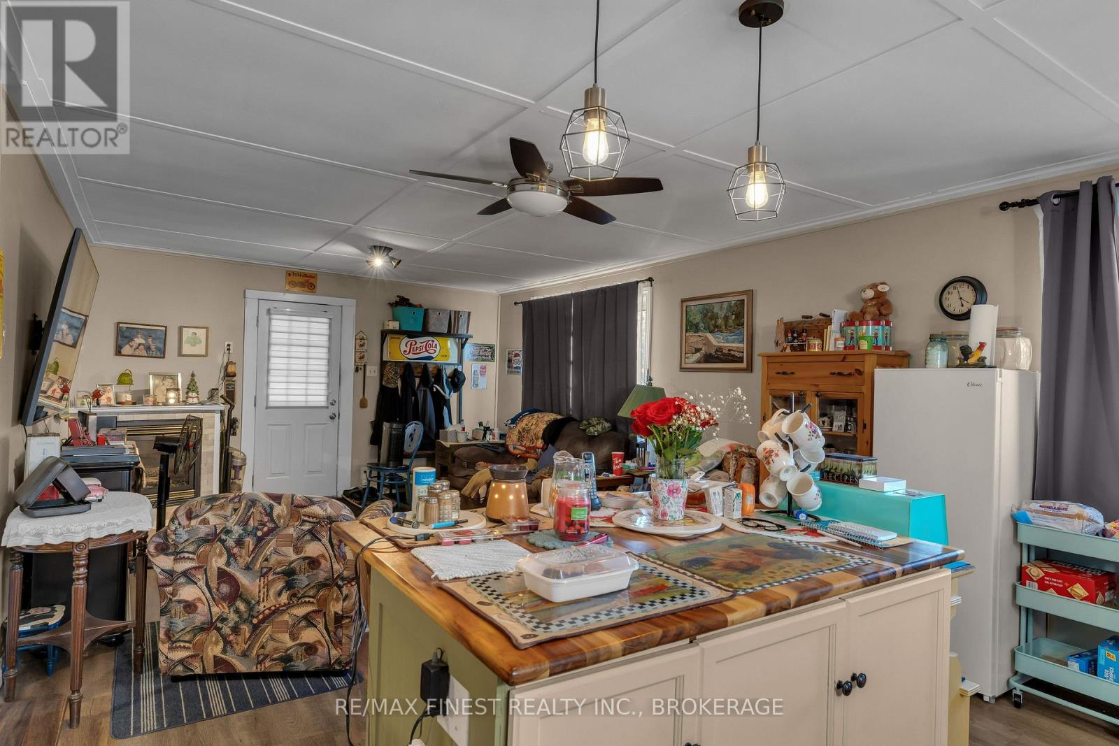 186 Thomas Street, Greater Napanee, Ontario  K7R 2H5 - Photo 9 - X12542912