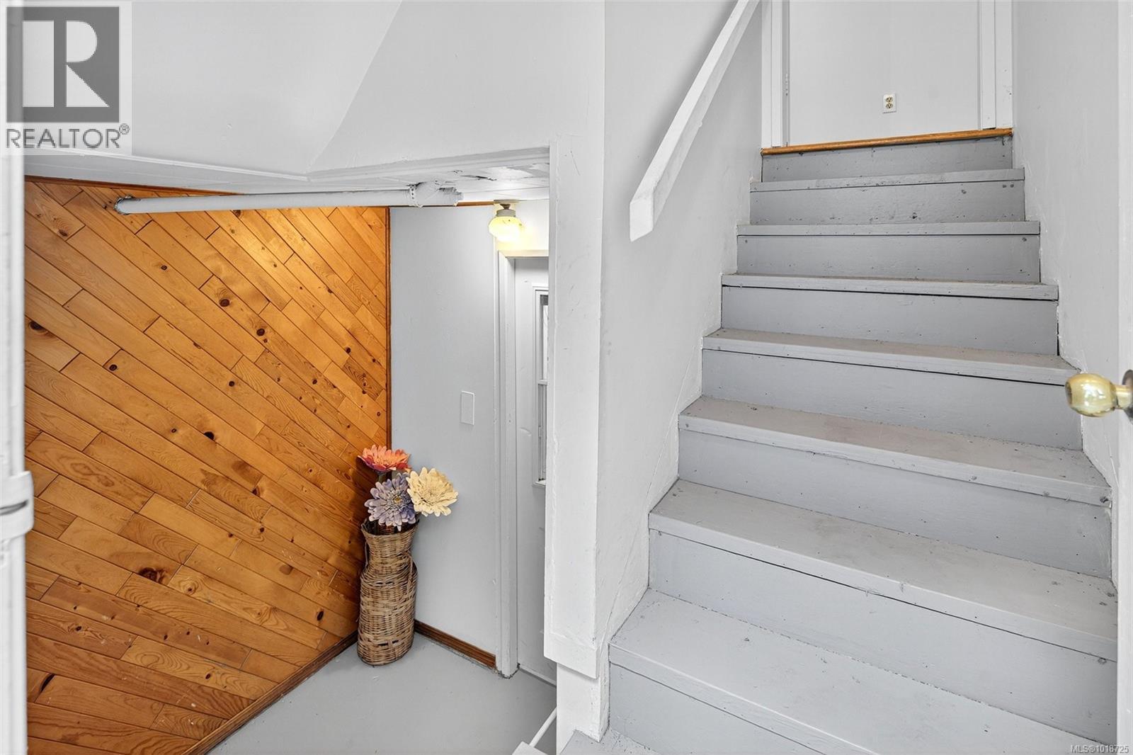 1995 Fairfield Rd, Victoria, British Columbia  V8S 1H5 - Photo 24 - 1018725